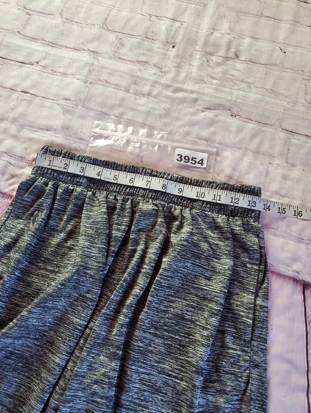 Vintage Basketball Shorts Size Medium Gray w/Black Comfort Fit Sporty Pull-on - Picture 9 of 11